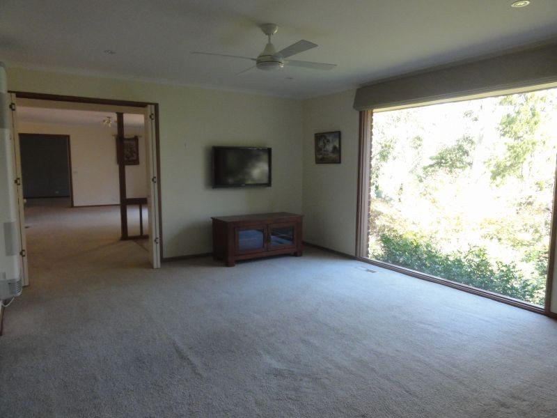 27 Halley Street, Blackburn VIC 3130