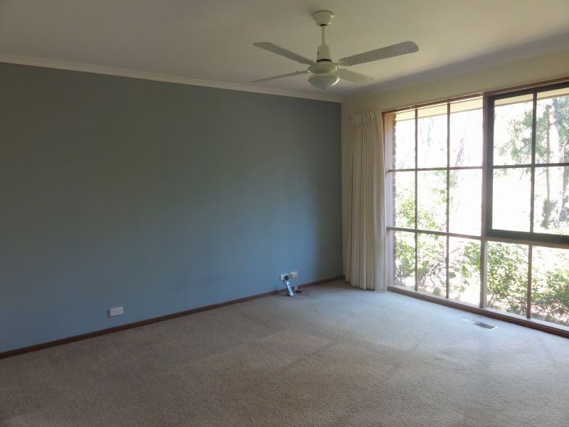 27 Halley Street, Blackburn VIC 3130