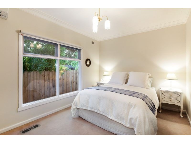 65 Canora Street, Blackburn South VIC 3130