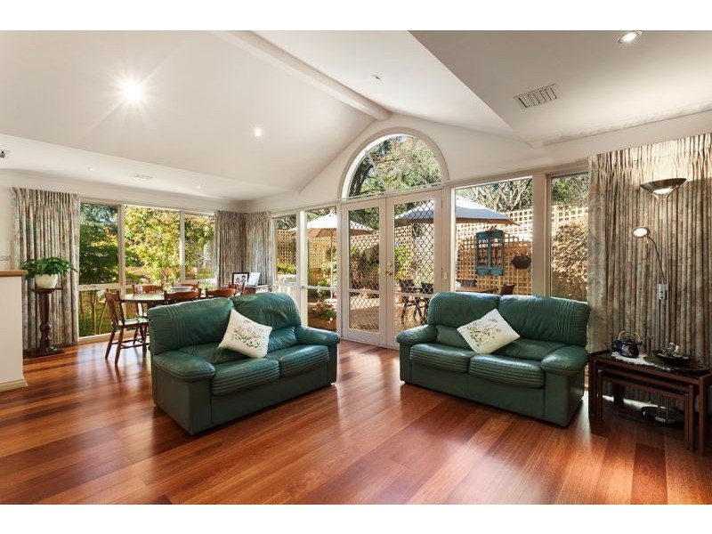 2a Derby Street, Blackburn VIC 3130