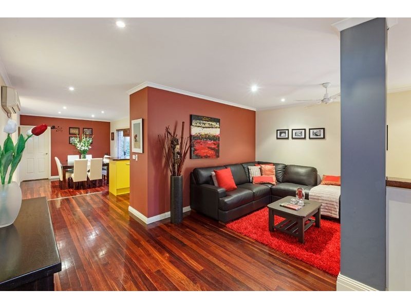 2/14 Carween Avenue, Mitcham VIC 3132