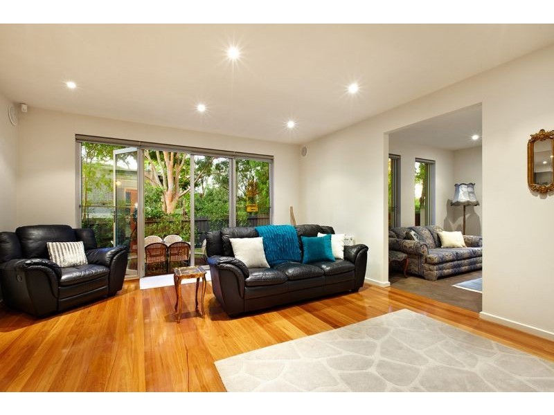 8 Laurel Grove, Blackburn VIC 3130