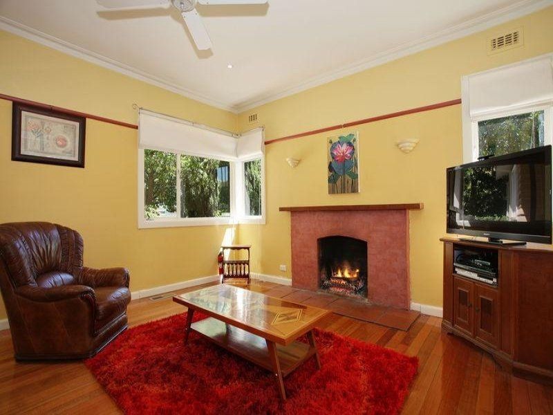 10 Grosvenor Street, Blackburn North VIC 3130