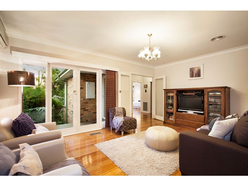 13 Winchester Road, Nunawading VIC 3131