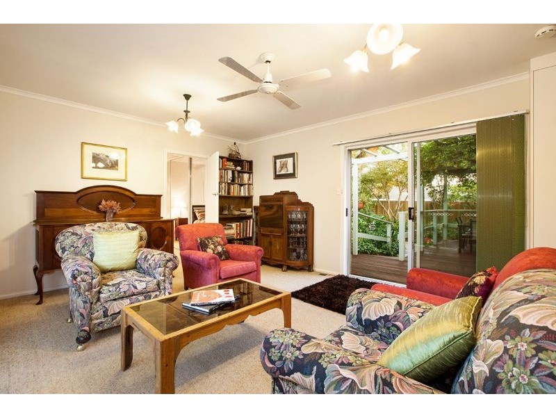 13 Winchester Road, Nunawading VIC 3131