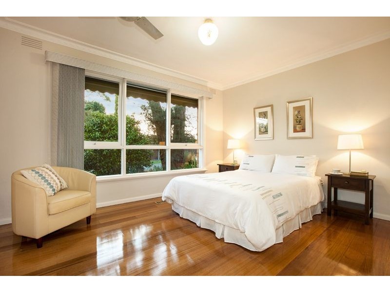 13 Winchester Road, Nunawading VIC 3131