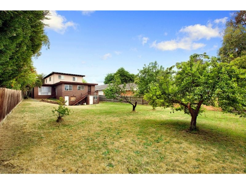 2 Vista Court, Forest Hill VIC 3131