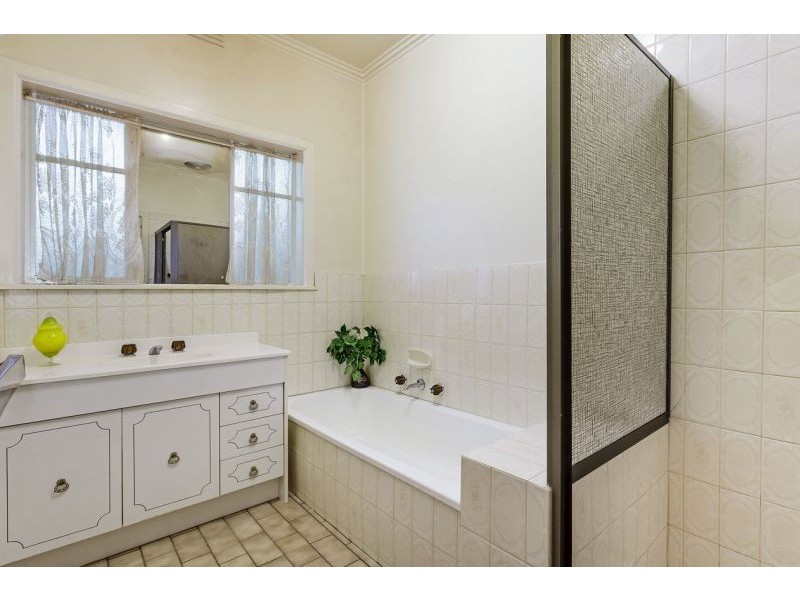 7 Corlett Street, Mont Albert North VIC 3129