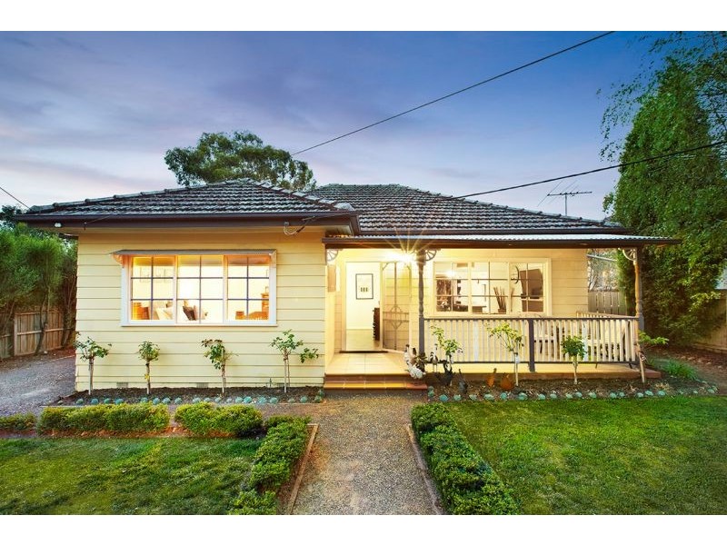 3 Carinya Road, Vermont VIC 3133