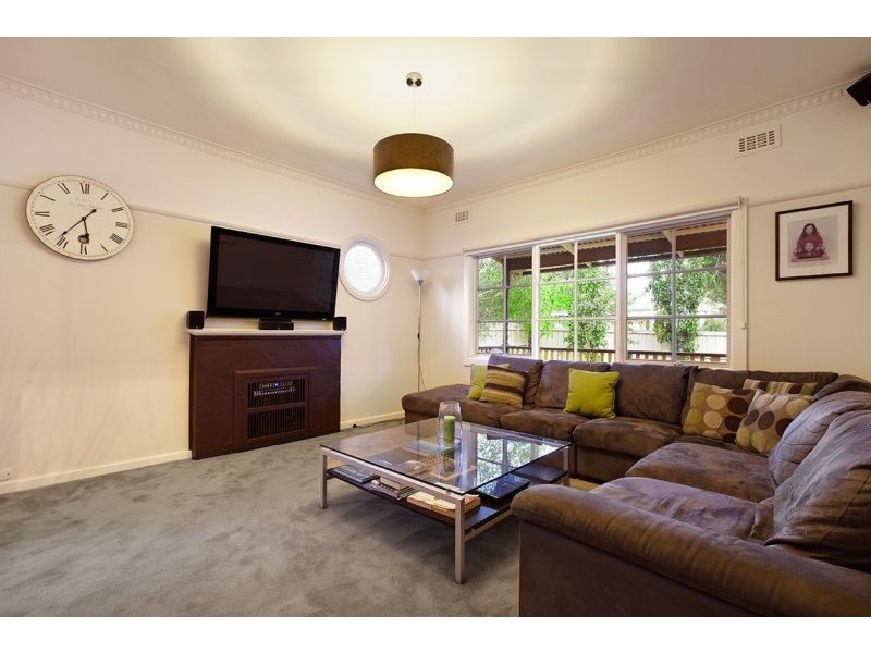 3 Carinya Road, Vermont VIC 3133