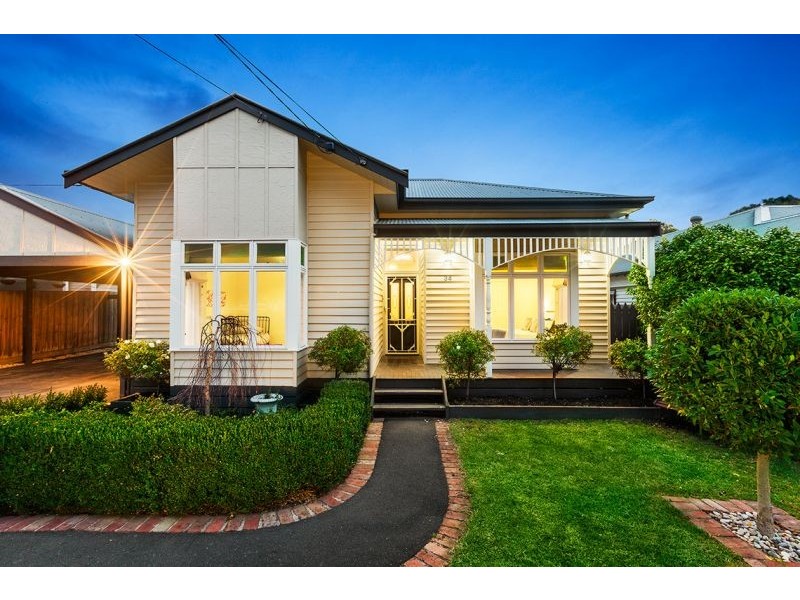34 Carinya Road, Vermont VIC 3133