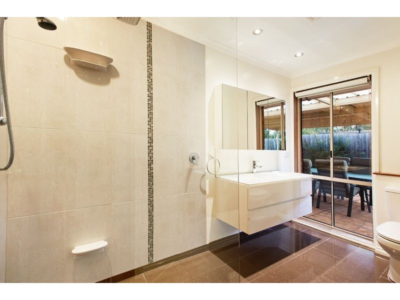 68 Joseph Street, Blackburn North VIC 3130