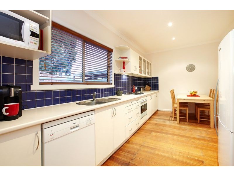 5 Essex Street, Blackburn North VIC 3130