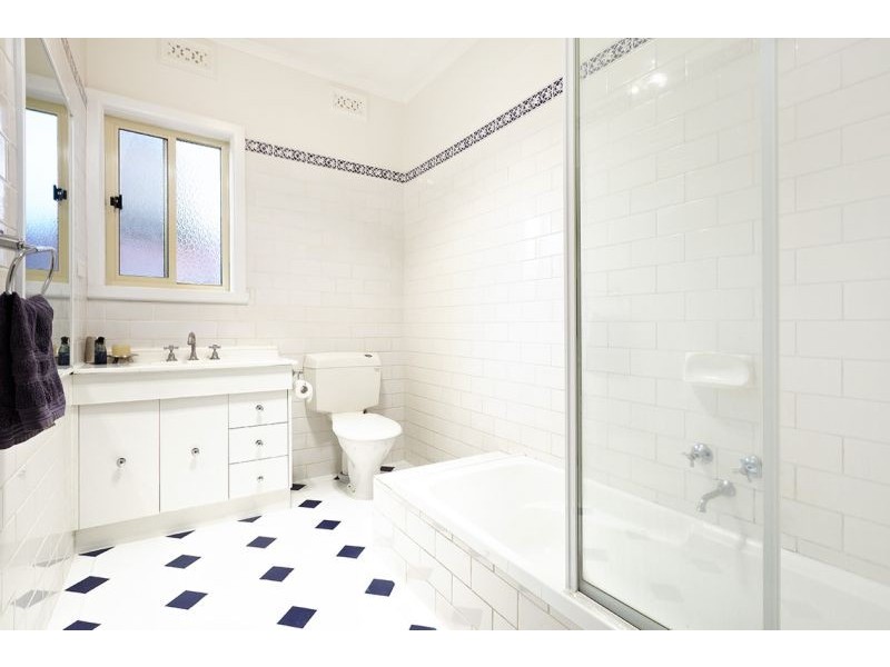 5 Essex Street, Blackburn North VIC 3130