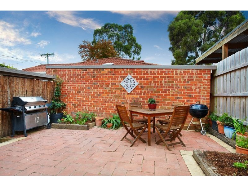 5 Essex Street, Blackburn North VIC 3130