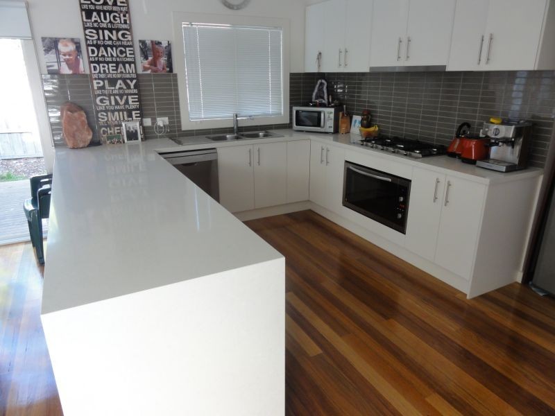 2/21 Great Ryrie Street, Ringwood VIC 3134