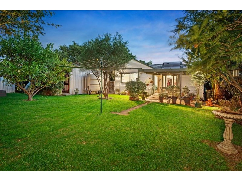 5 Barrina Street, Blackburn South VIC 3130