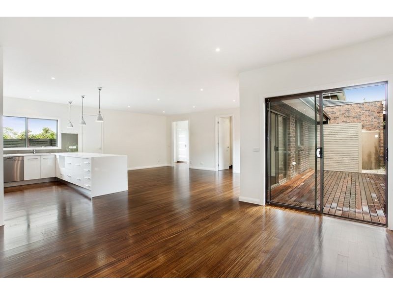 2/87 Albion Road, Box Hill VIC 3128