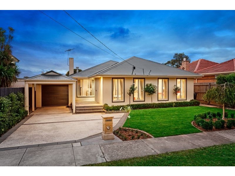 58 Robinlee Avenue, Burwood East VIC 3151