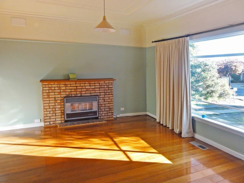 18 Springfield Road, Blackburn VIC 3130