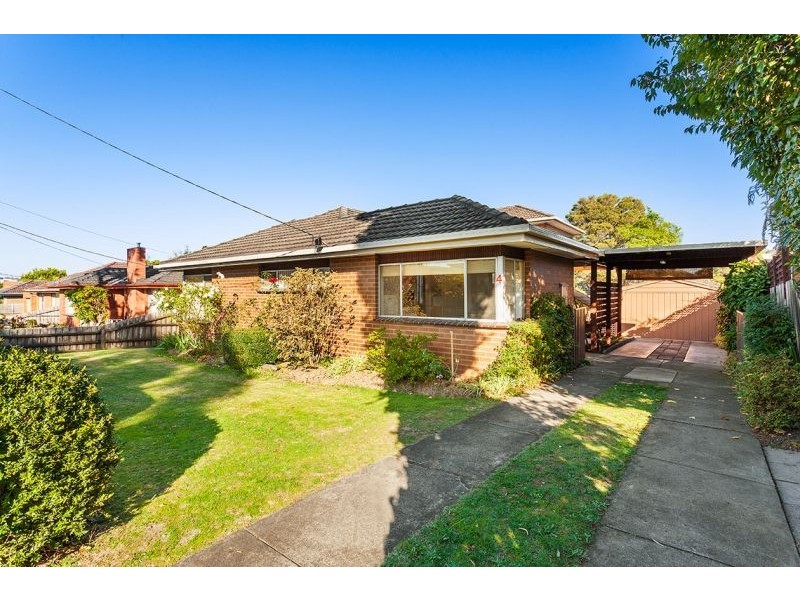 4 Salvana Avenue, Mitcham VIC 3132