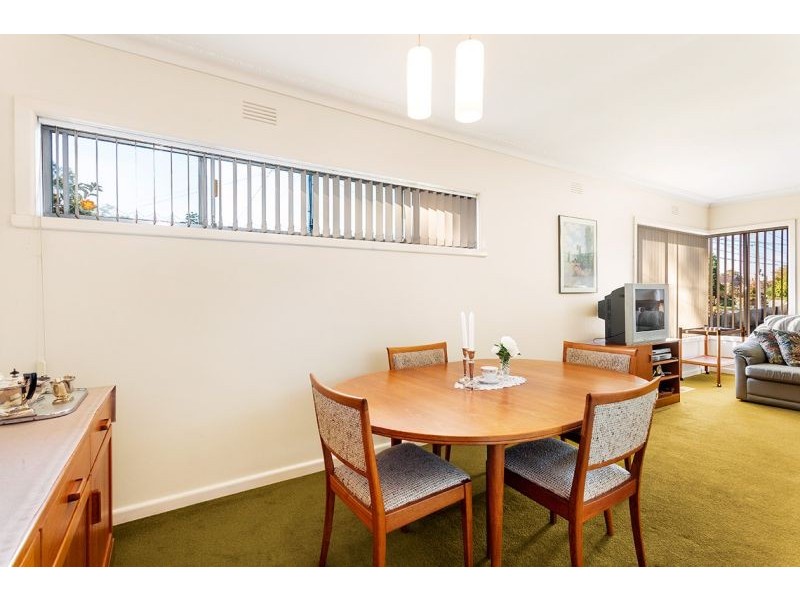 4 Salvana Avenue, Mitcham VIC 3132