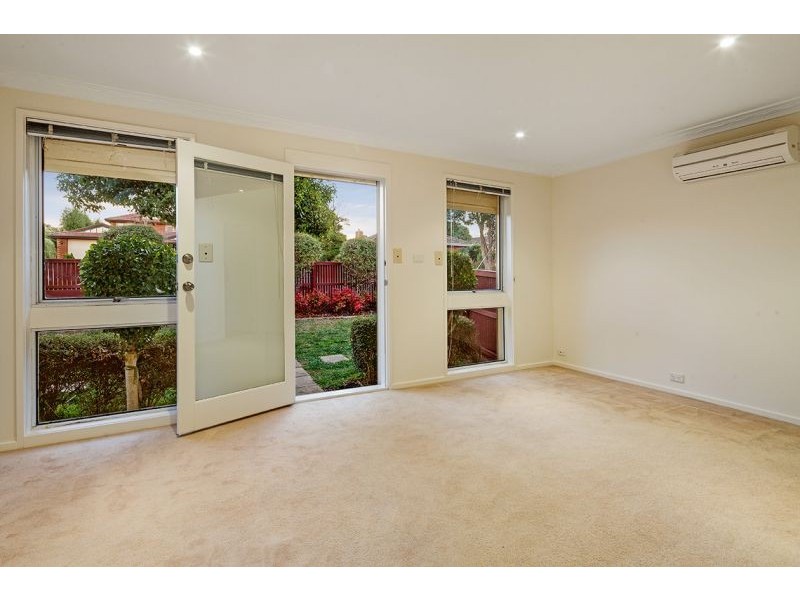 1/32 Simpsons Road, Box Hill VIC 3128