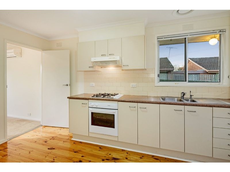 1/32 Simpsons Road, Box Hill VIC 3128