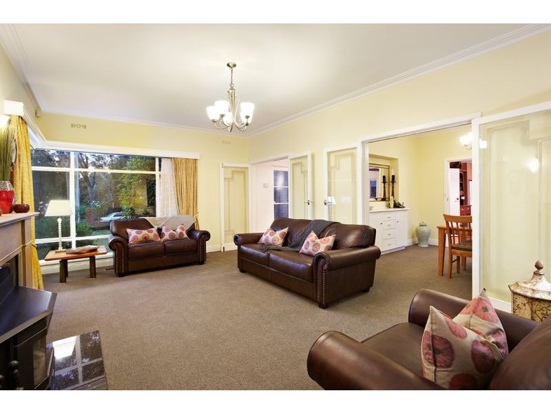 85 Main Street, Blackburn VIC 3130