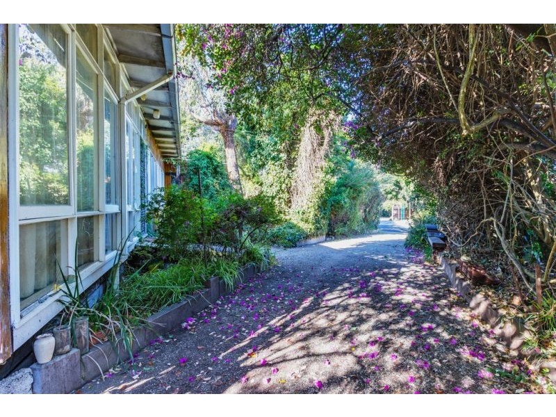 7 Fisher Street, Forest Hill VIC 3131