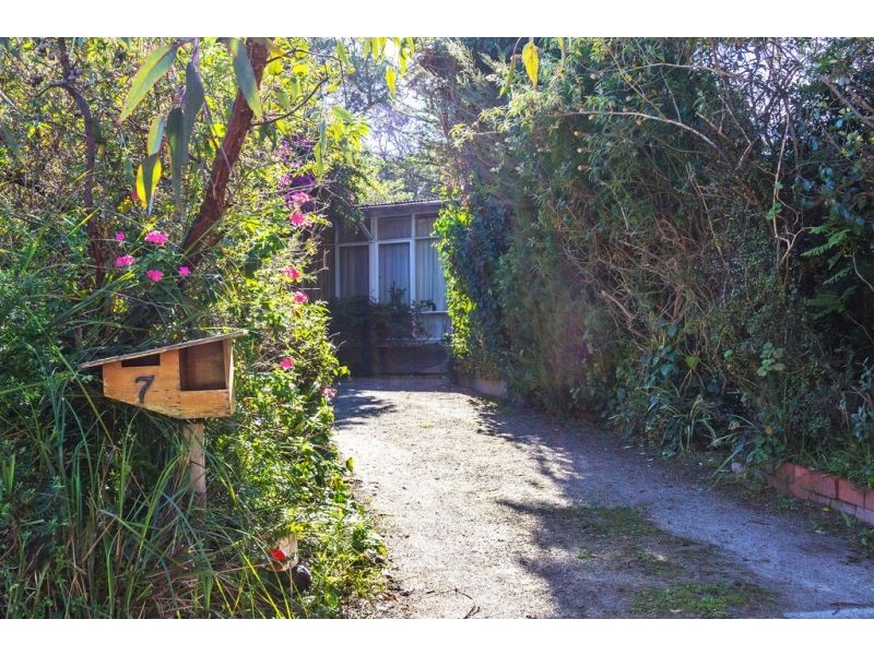 7 Fisher Street, Forest Hill VIC 3131