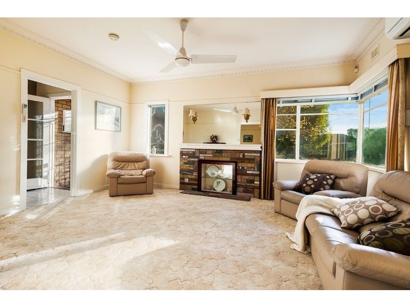 37 Larch Street, Blackburn VIC 3130