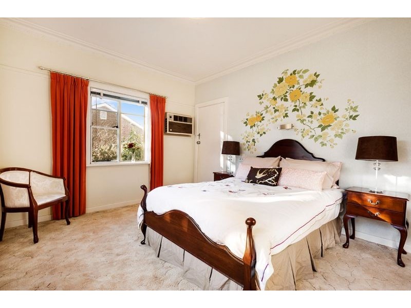 37 Larch Street, Blackburn VIC 3130