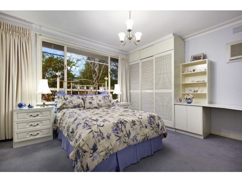 33 Aspinall Road, Box Hill North VIC 3129