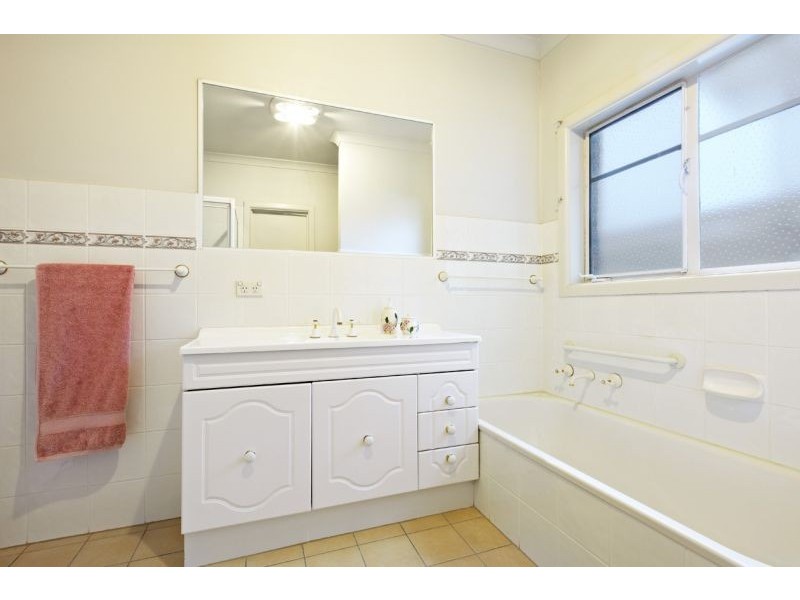 33 Aspinall Road, Box Hill North VIC 3129