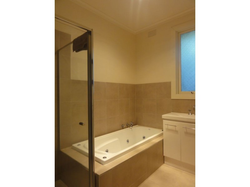 13 Browns Road, Nunawading VIC 3131