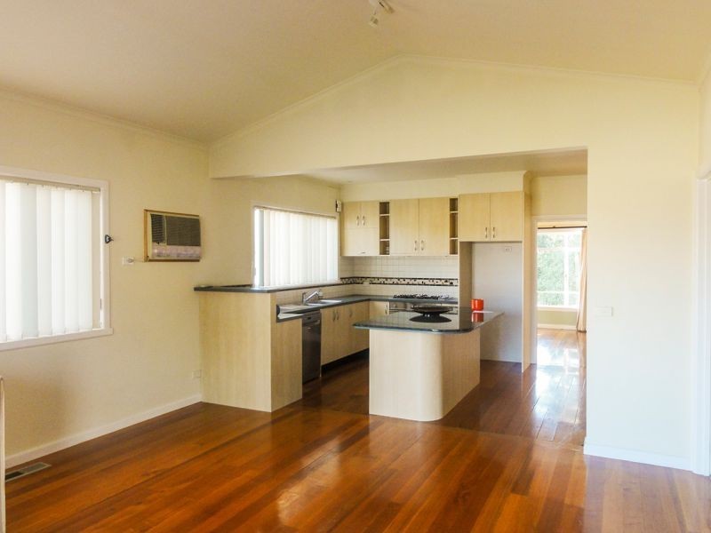 18 Springfield Road, Blackburn VIC 3130