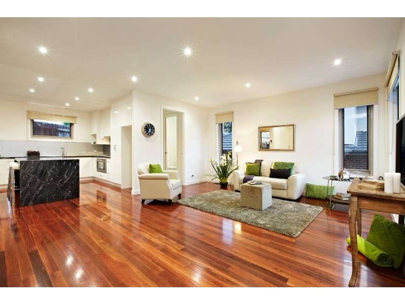 3/10 James Avenue, Mitcham VIC 3132