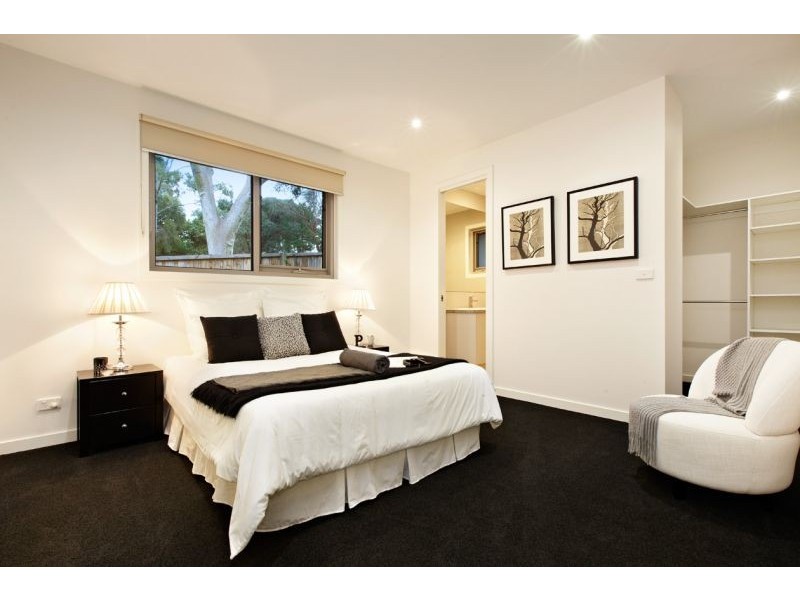 3/10 James Avenue, Mitcham VIC 3132