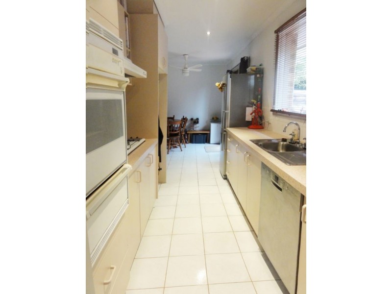 1/372 Middleborough Road, Blackburn VIC 3130