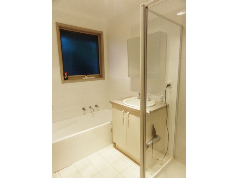 1/372 Middleborough Road, Blackburn VIC 3130