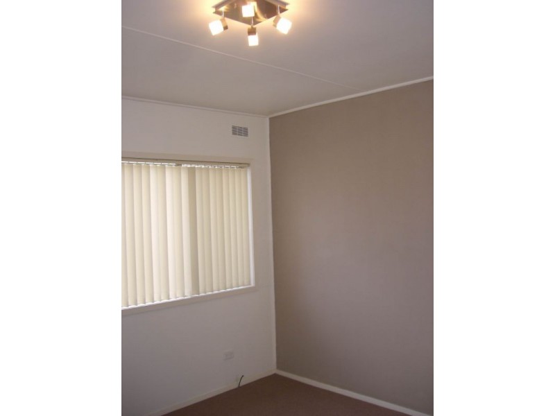 2/6 Venice Street, Newborough VIC 3825