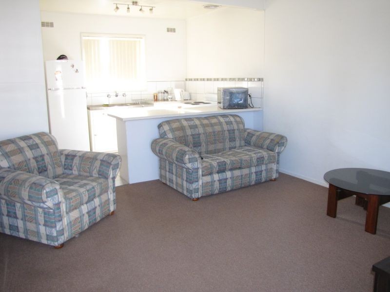 3/6 Venice Street, Newborough VIC 3825