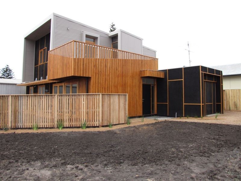 38 Law Street, Newborough VIC 3825