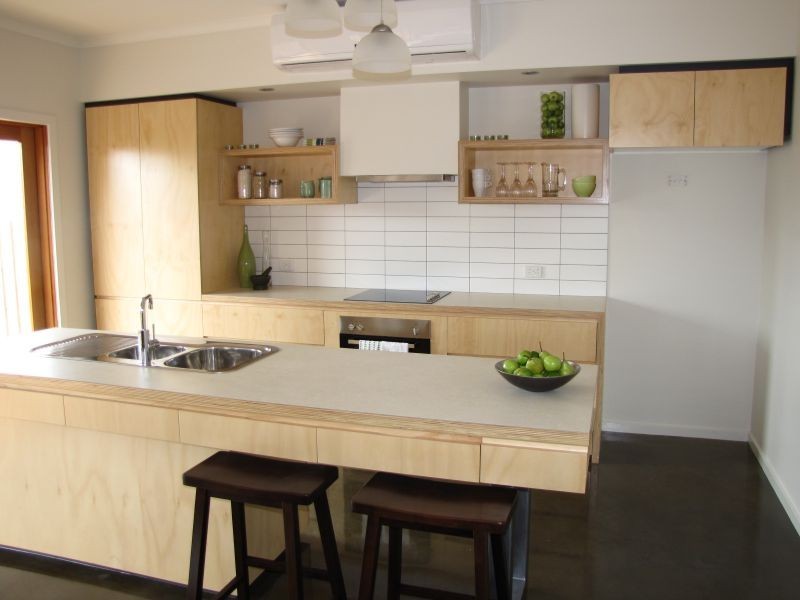 38 Law Street, Newborough VIC 3825