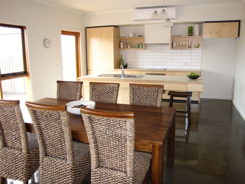 38 Law Street, Newborough VIC 3825