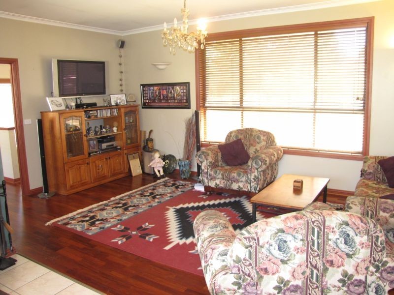 60 Blackwood Rise, Moe South VIC 3825