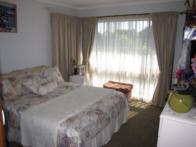 17 Brownbill Street, Moe VIC 3825