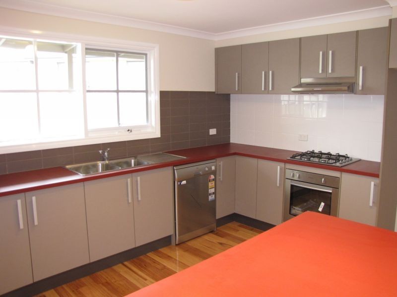 30 Colli Drive, Newborough VIC 3825