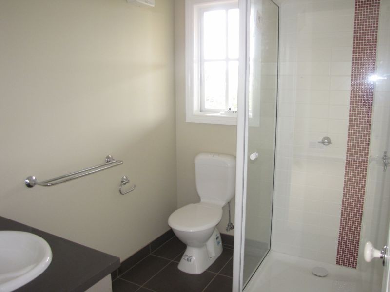 30 Colli Drive, Newborough VIC 3825